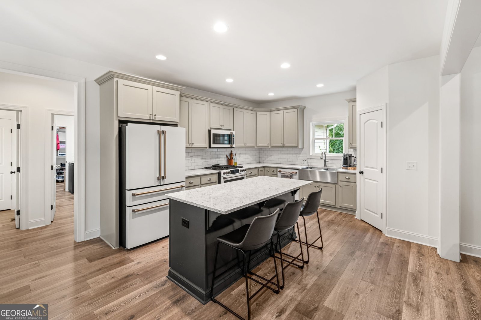 373 McIntosh Road Clarkesville - Photo 10