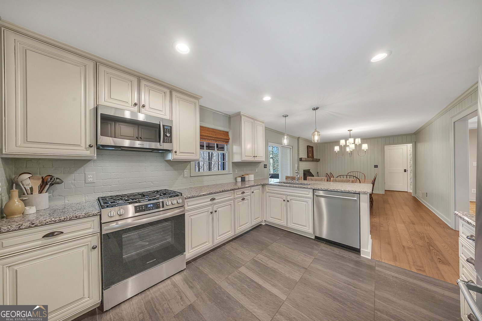 940 Oakdale Road Canton - Photo 19