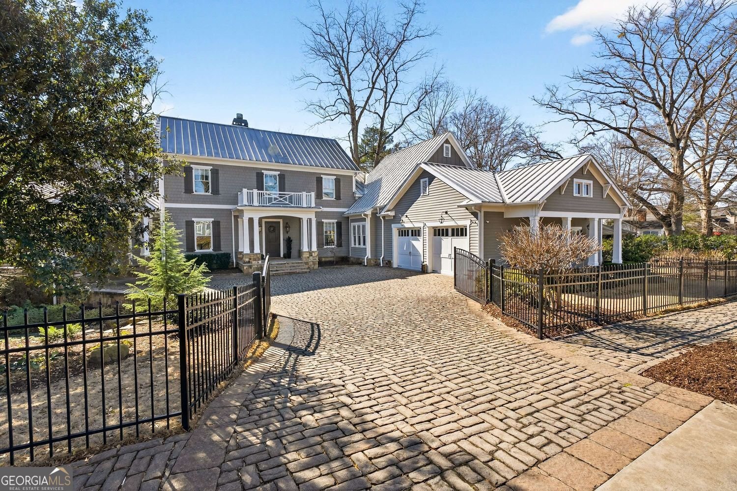 52 Woodstock Road Roswell - Photo 1