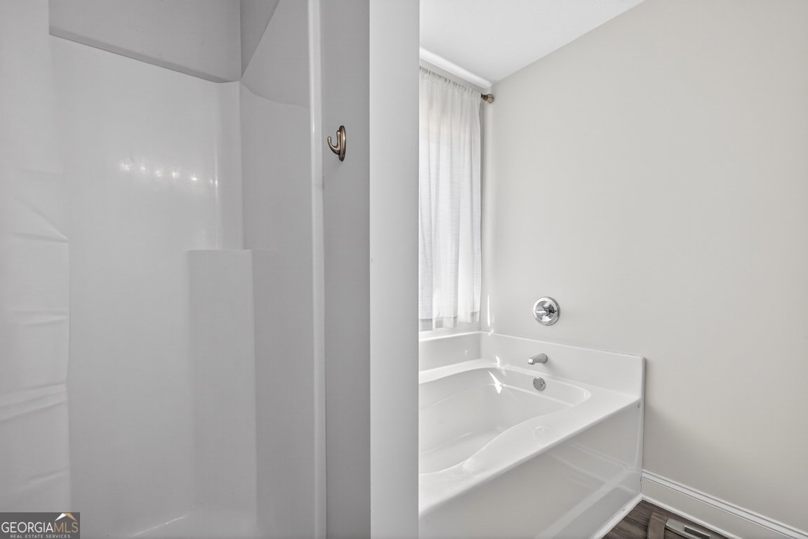 142 Rolling Woods Lane Lane Hull - Photo 7