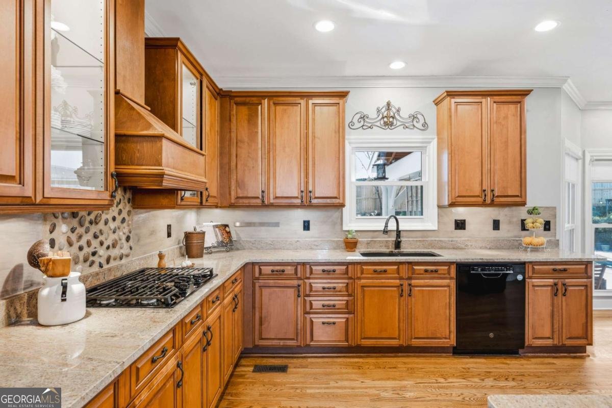 2892 Wynfair Drive Marietta - Photo 18