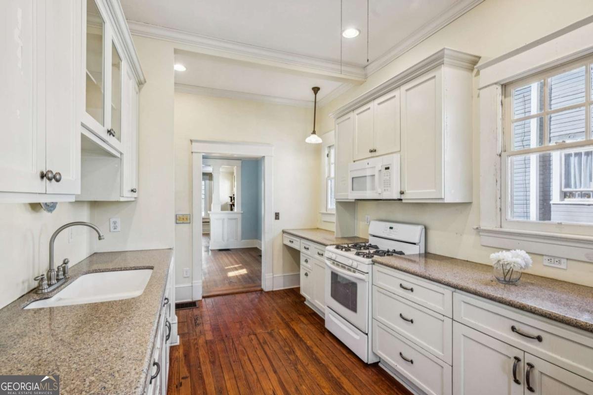 331 Elmira Place Atlanta - Photo 11