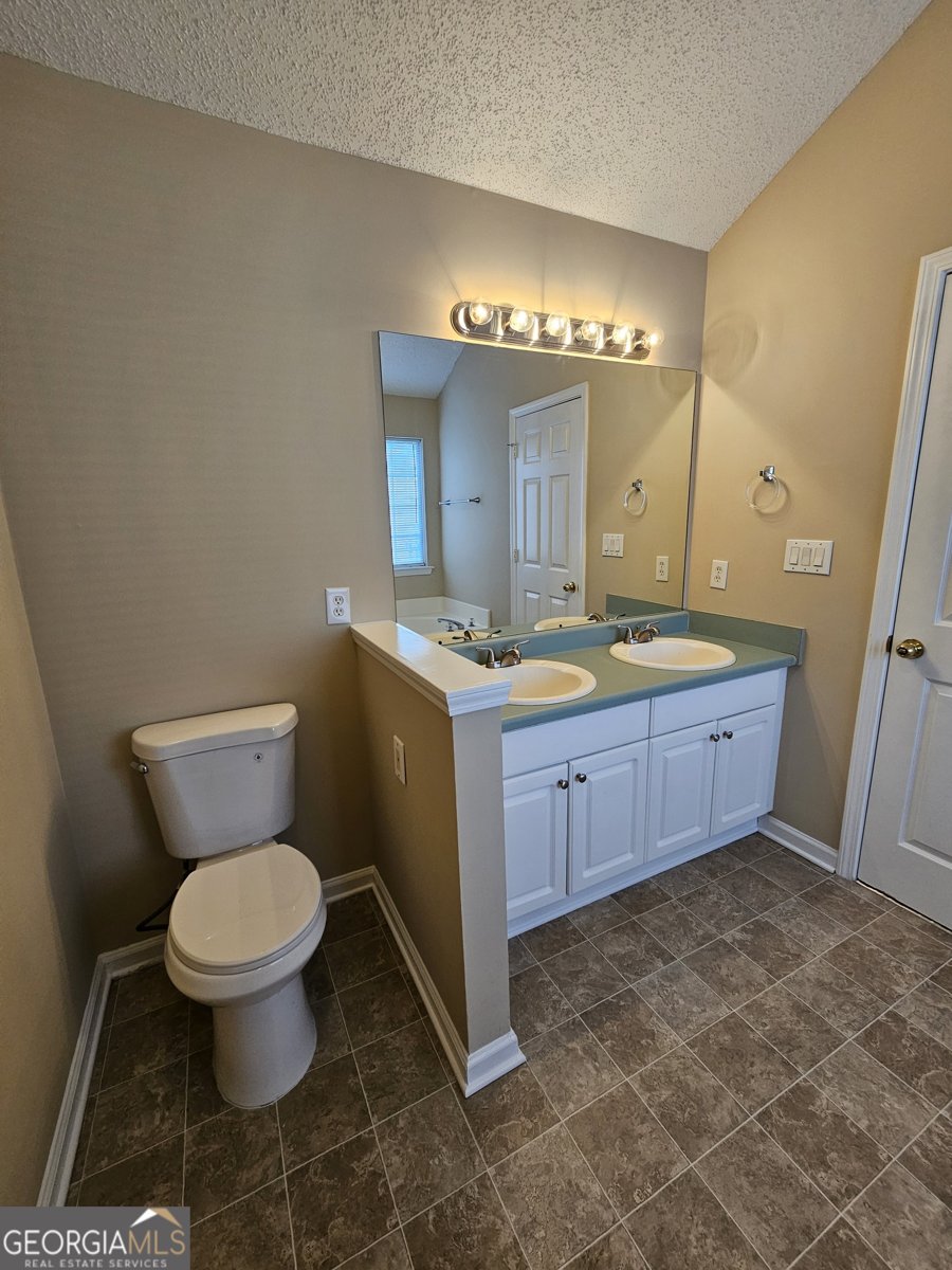 619 Fieldcrest Drive McDonough - Photo 18