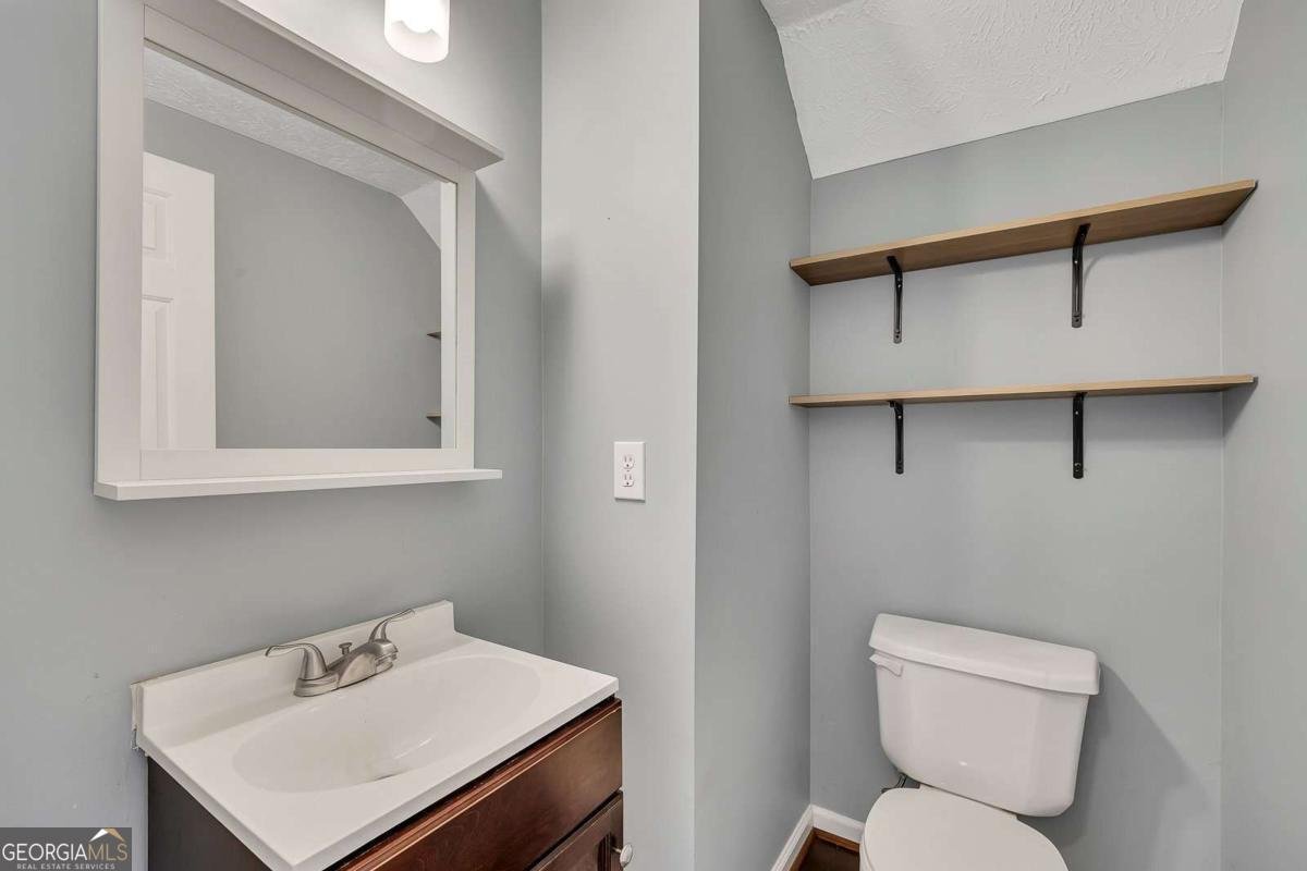 194 Oaks Place Woodstock - Photo 14