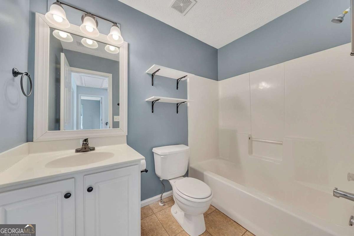 194 Oaks Place Woodstock - Photo 17