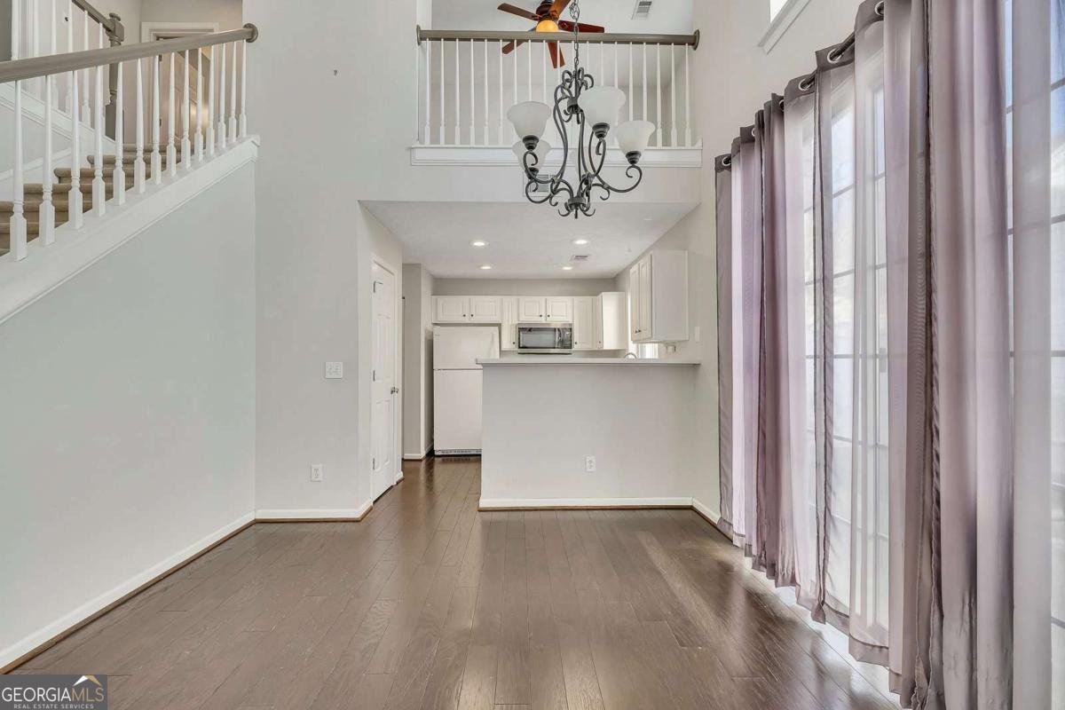 194 Oaks Place Woodstock - Photo 8