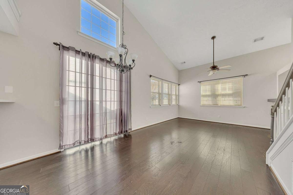 194 Oaks Place Woodstock - Photo 9