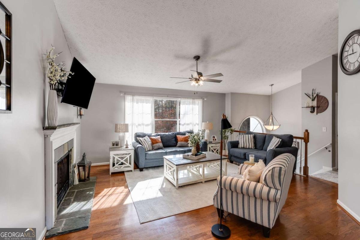 384 Springbrooke Trail Dallas - Photo 9