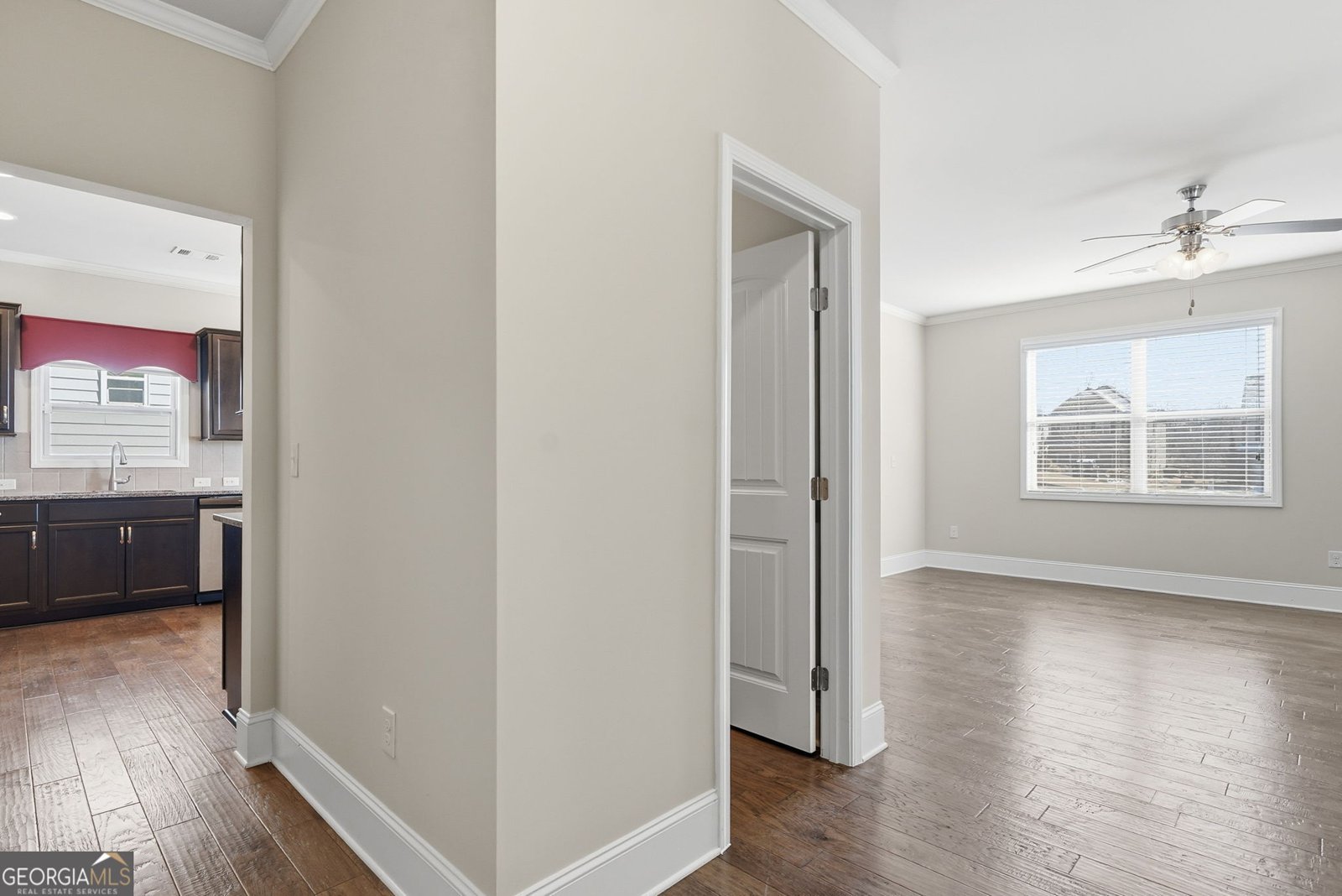 6535 Crosscreek Lane Flowery Branch - Photo 8