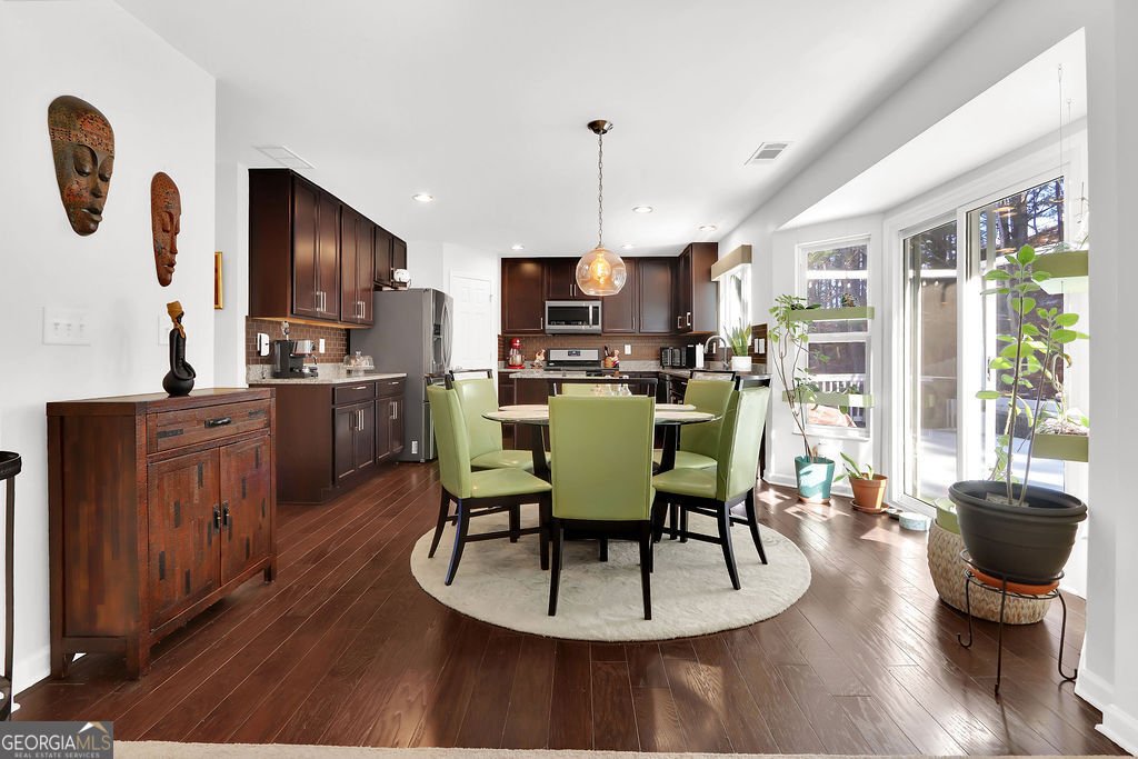 5397 Blossom Brook Drive Sugar Hill - Photo 14