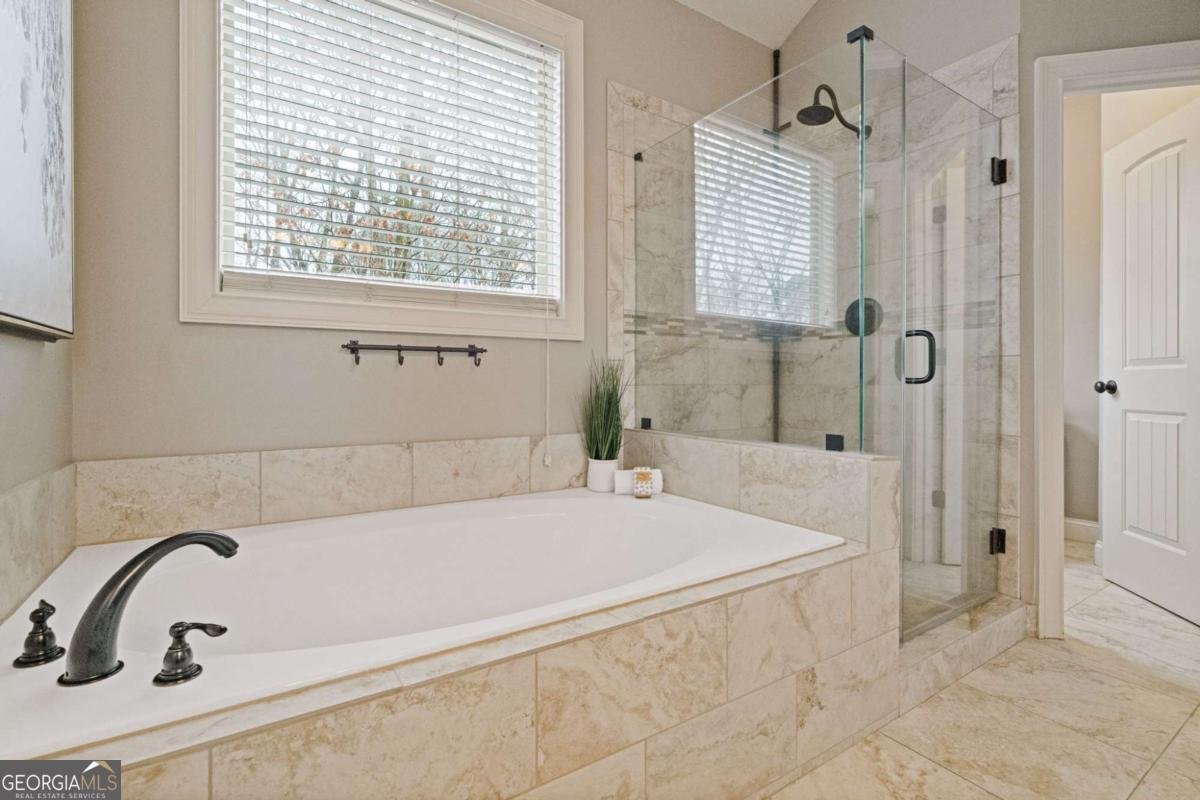 132 Amberleigh Drive White - Photo 31