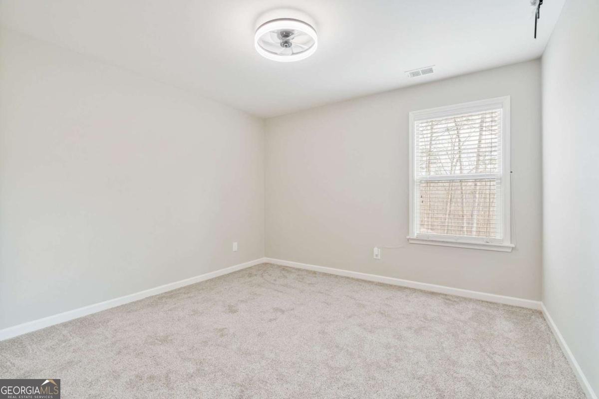 132 Amberleigh Drive White - Photo 39