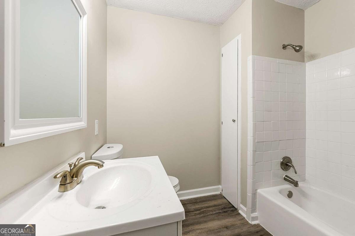 586 Chris Circle Lawrenceville - Photo 11