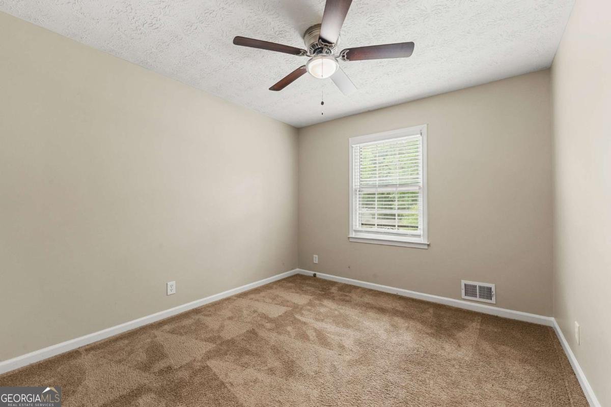 586 Chris Circle Lawrenceville - Photo 7