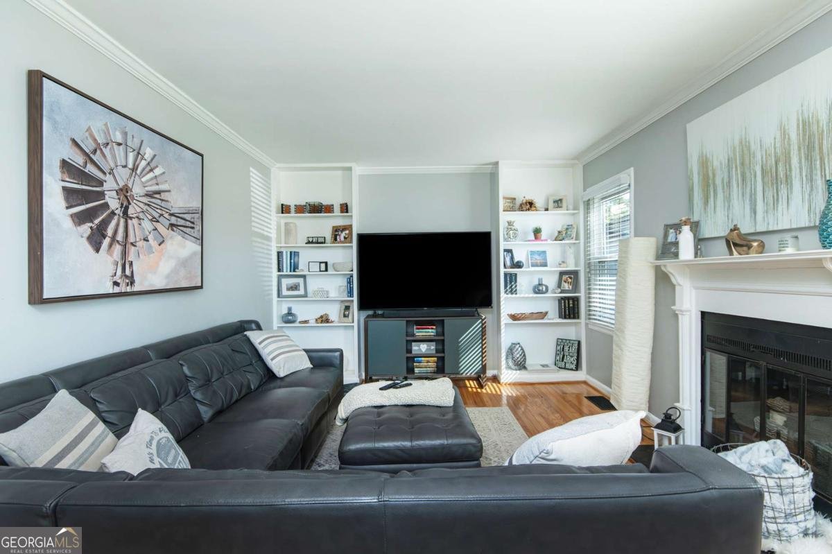 3288 Regalwoods Drive NE Atlanta - Photo 8