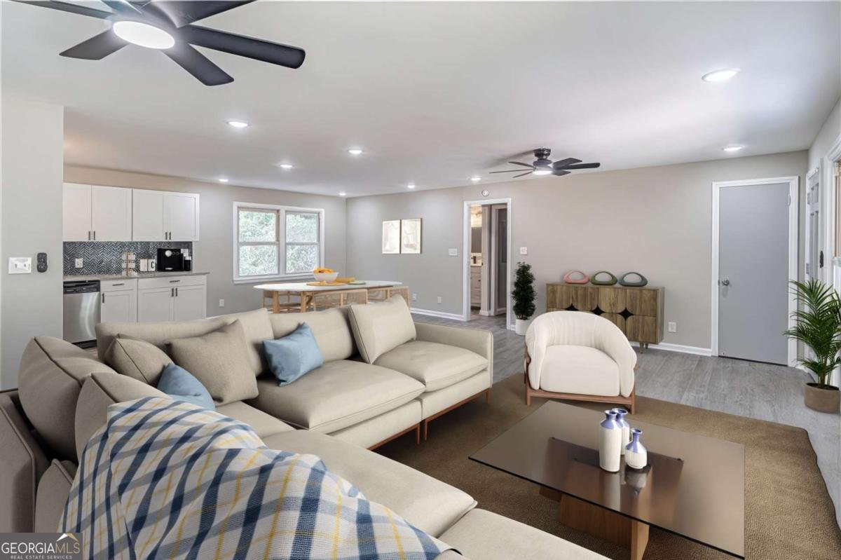 1523 Delia Drive Decatur - Photo 6