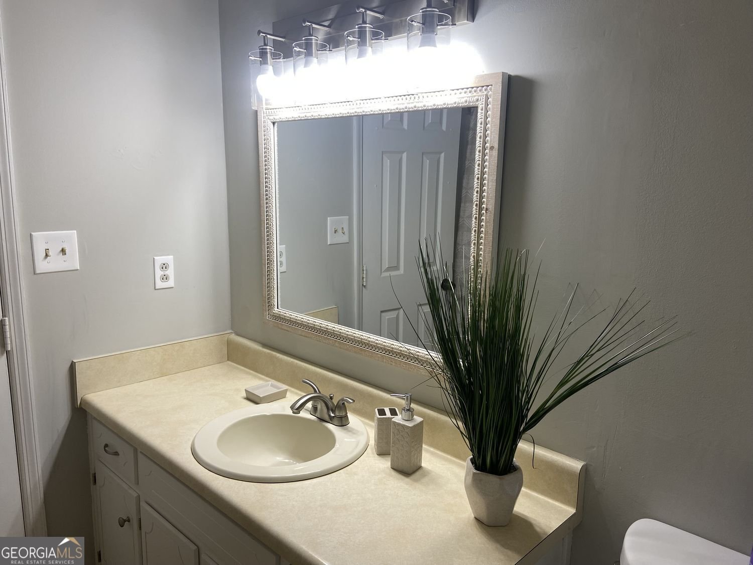 106 Kirkland Road Covington - Photo 8