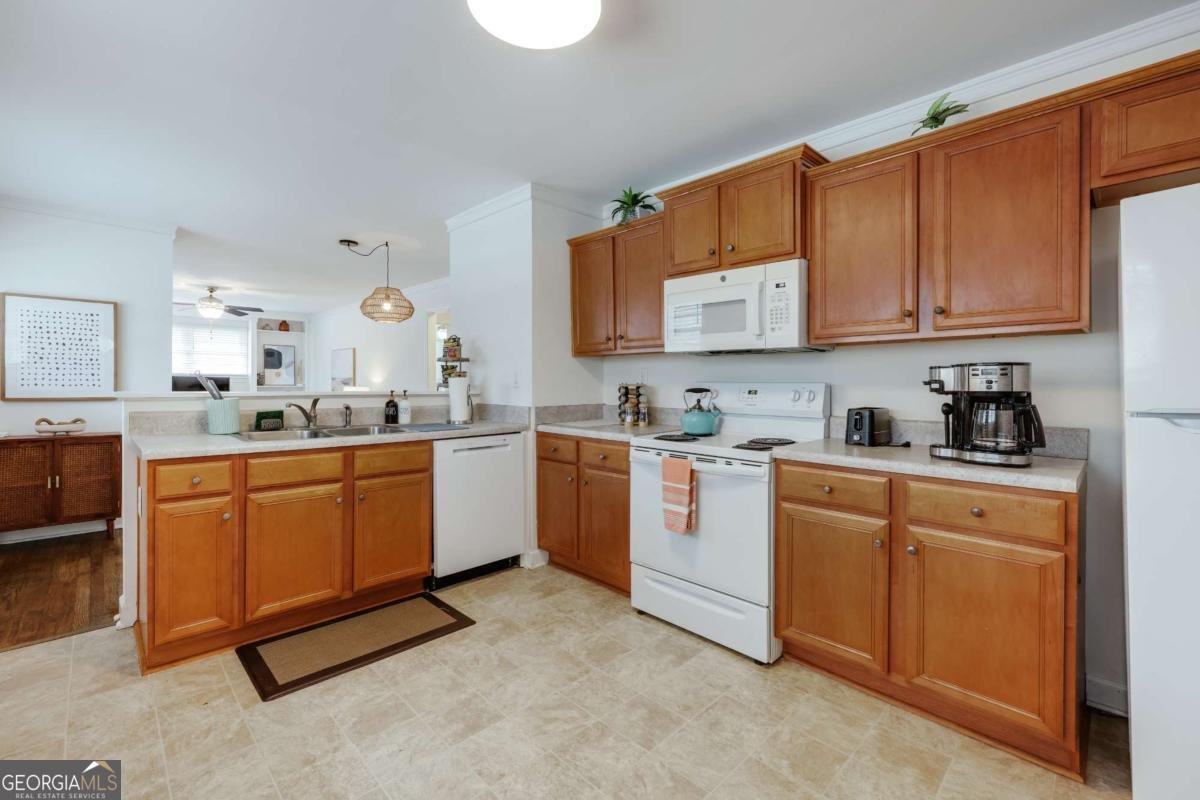 578 Woodland Athens - Photo 11