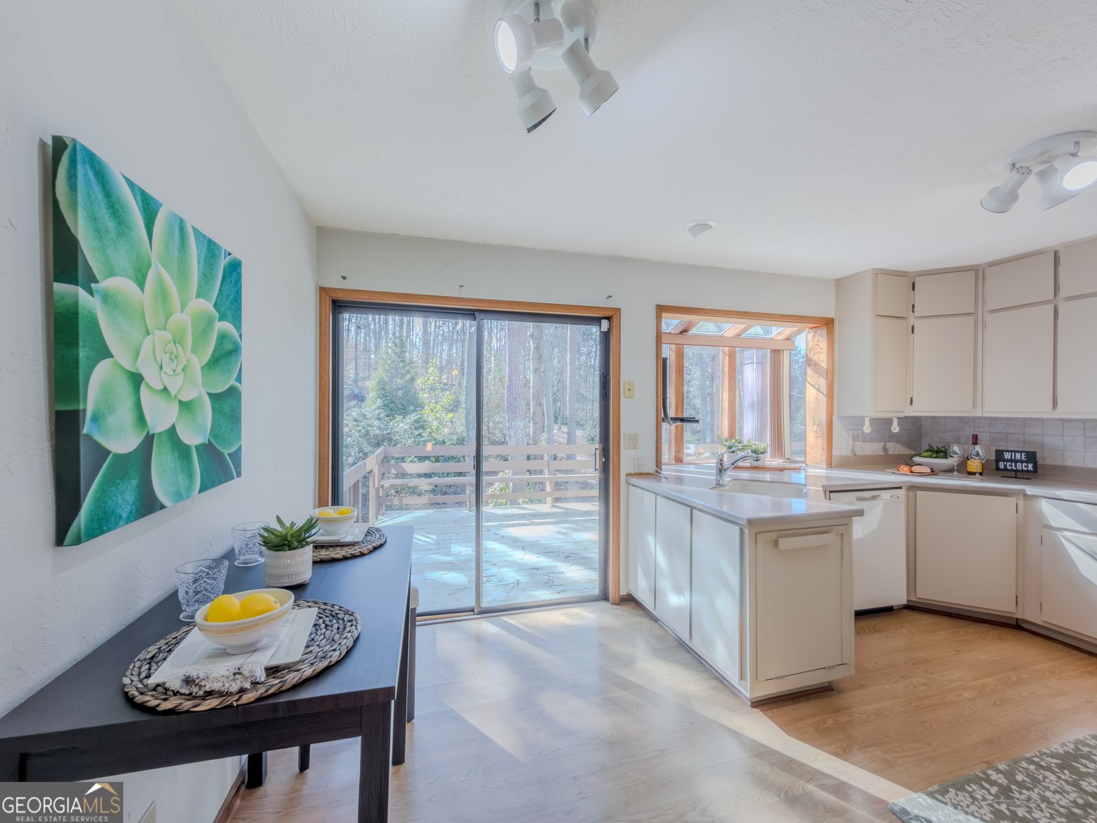 3053 Pointe Court Snellville - Photo 11