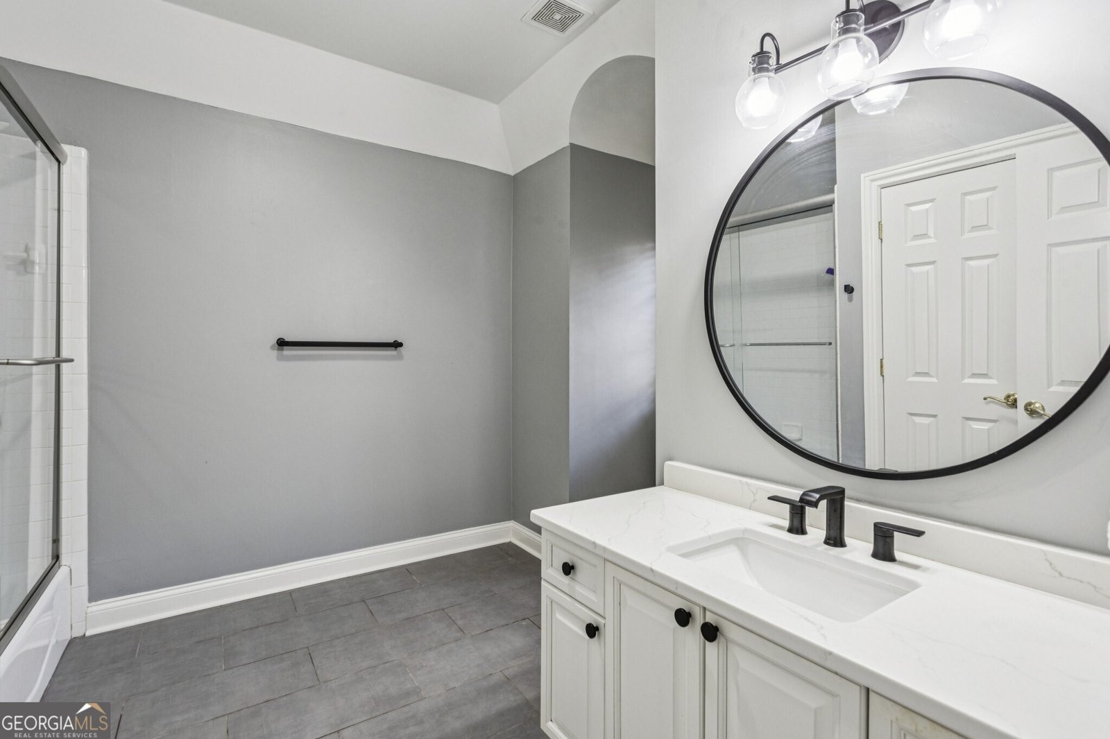 305 Forrest Lake Drive Sandy Springs - Photo 42