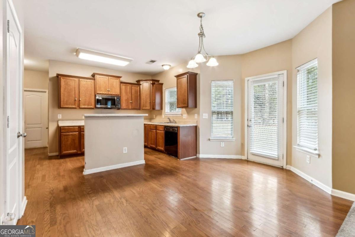 8833 Patricia Rose Douglasville - Photo 9