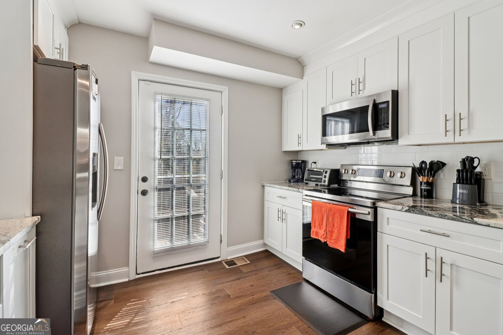 1390 Almont Drive Atlanta - Photo 6