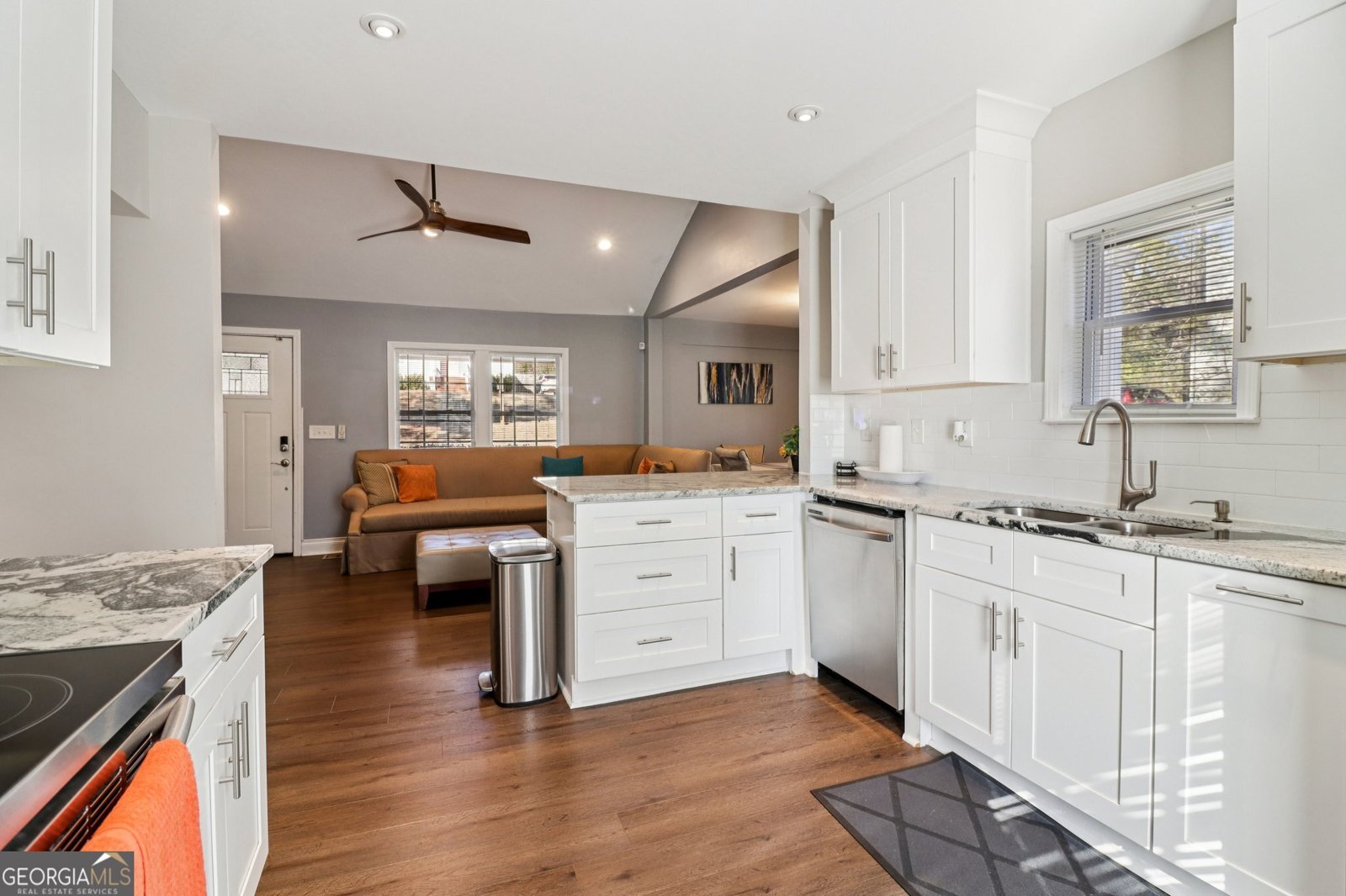 1390 Almont Drive Atlanta - Photo 7