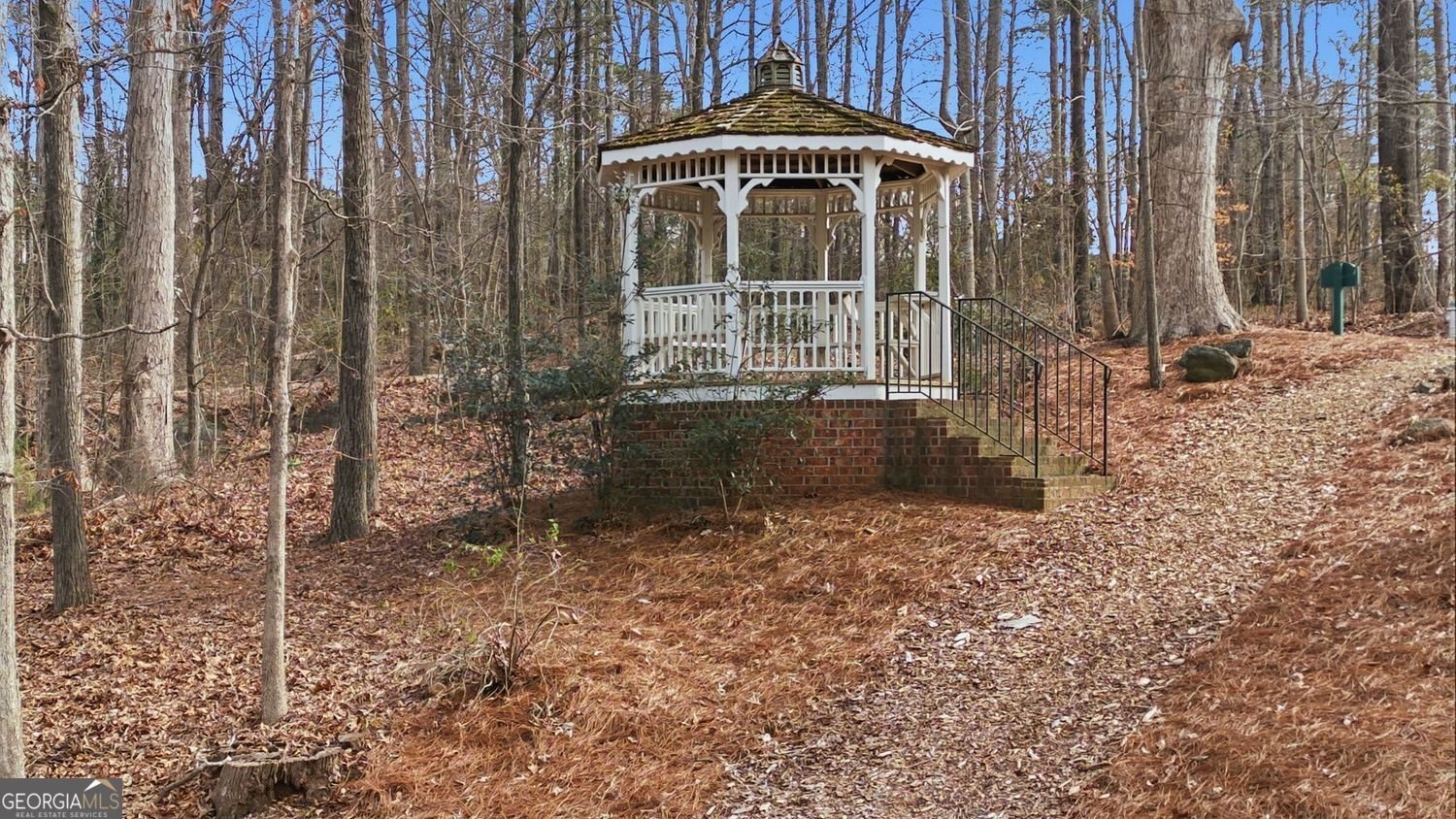 1543 Endurance Hill Drive Kennesaw - Photo 27