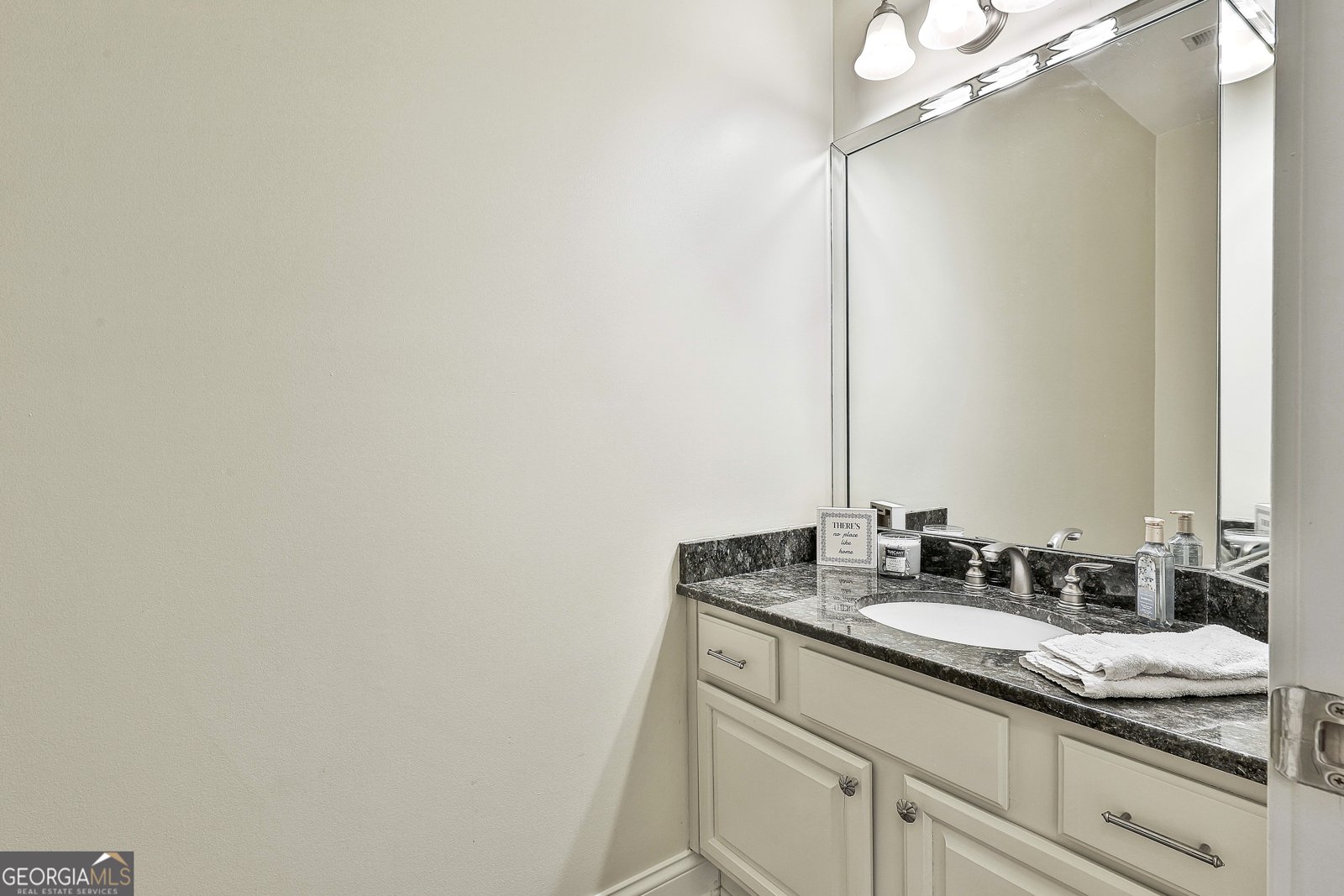 105 Lake Park Court Sharpsburg - Photo 49