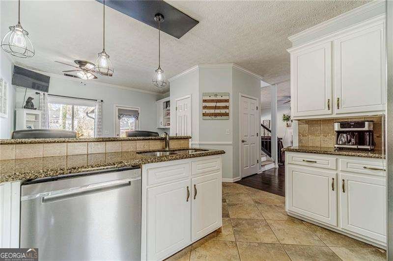 2330 Black Bear Court Buford - Photo 17