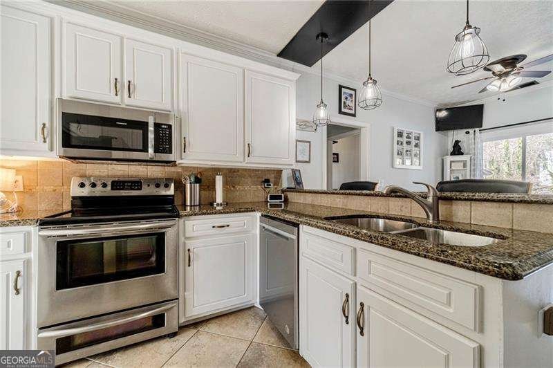 2330 Black Bear Court Buford - Photo 19