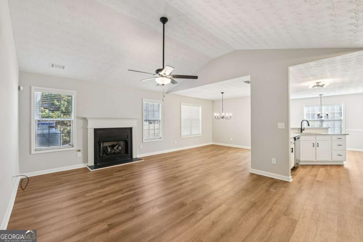 7091 Greenridge Drive Loganville - Photo 10