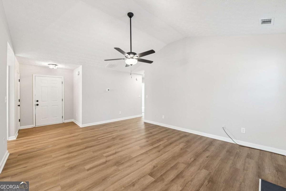 7091 Greenridge Drive Loganville - Photo 8