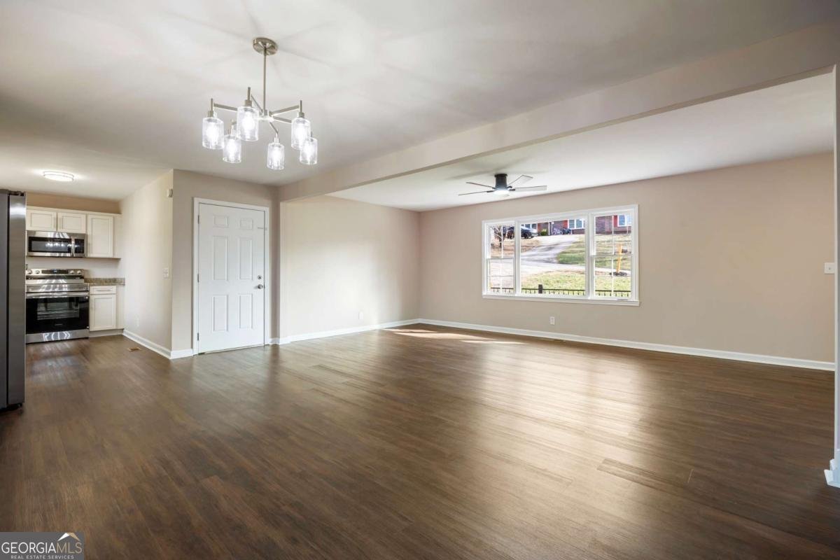 169 Esta Street Cornelia - Photo 8