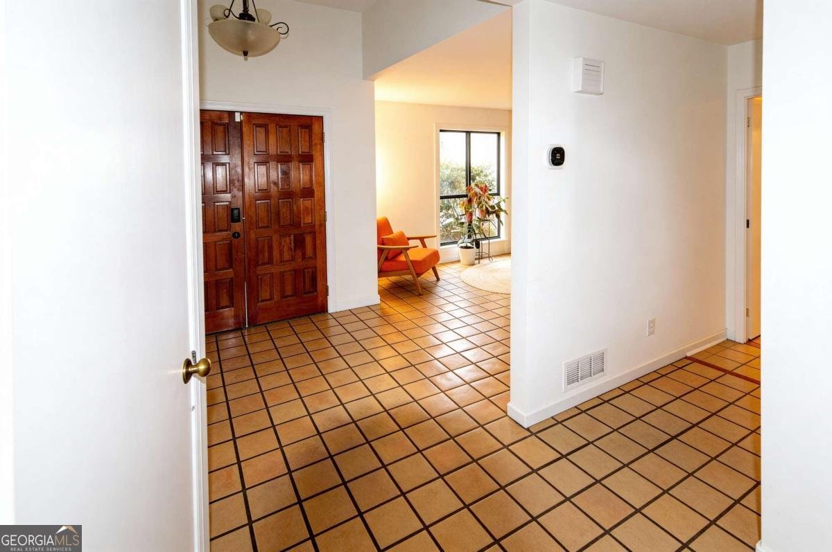 93 Skyland Drive Roswell - Photo 7