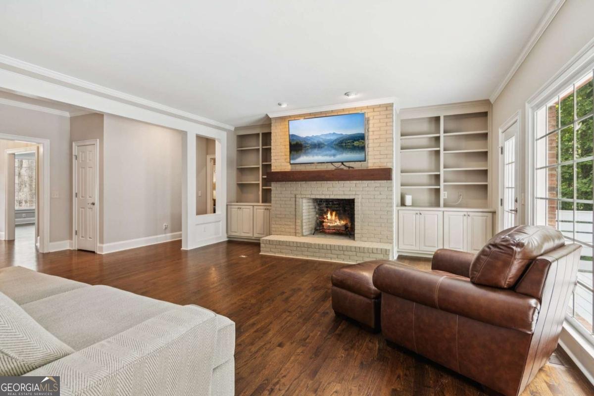 3445 Strawberry Lane Cumming - Photo 16