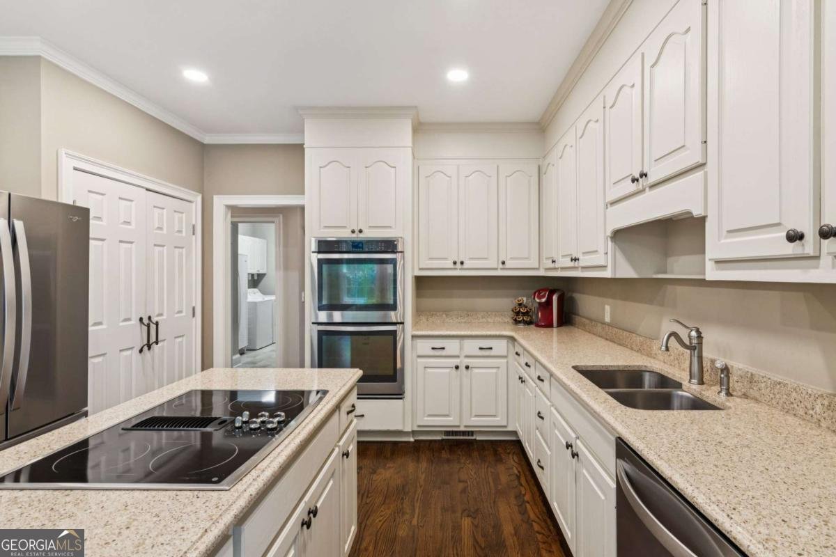 3445 Strawberry Lane Cumming - Photo 22