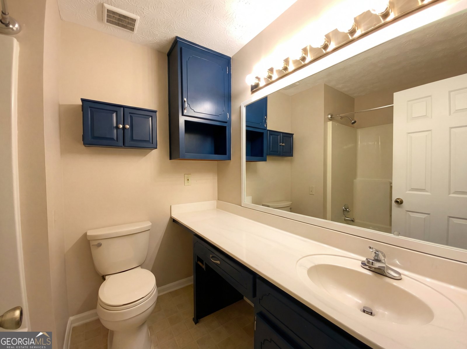 75 Christie Court Stockbridge - Photo 16