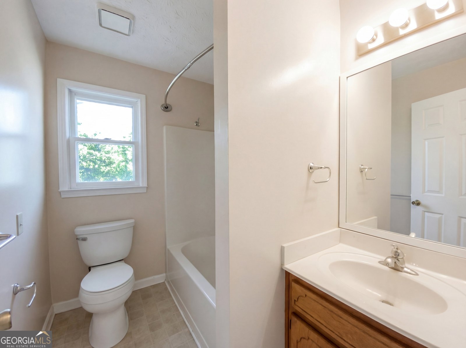 75 Christie Court Stockbridge - Photo 20