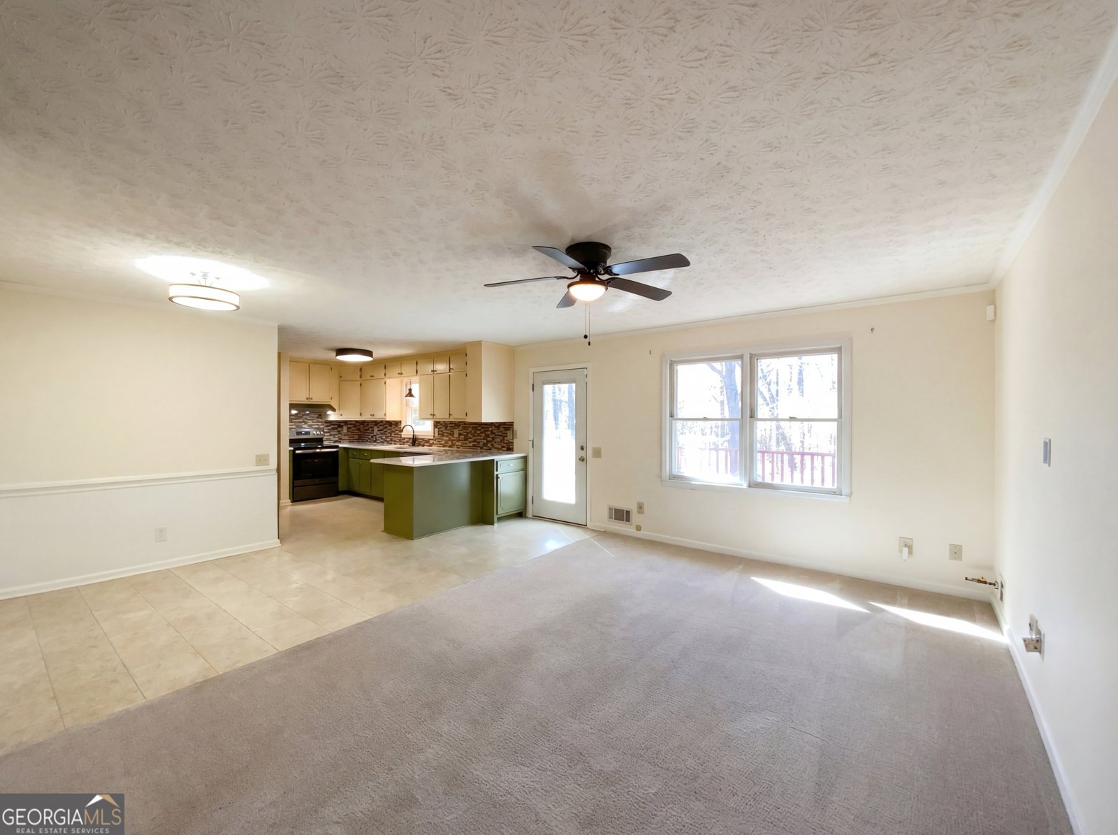 75 Christie Court Stockbridge - Photo 9