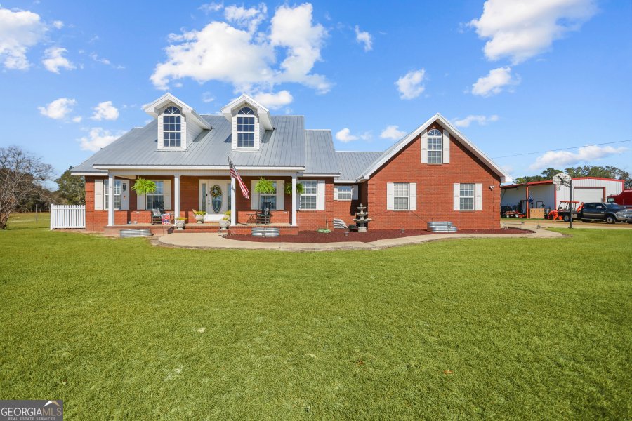 142 Lloyd Drive Jesup - Photo 1