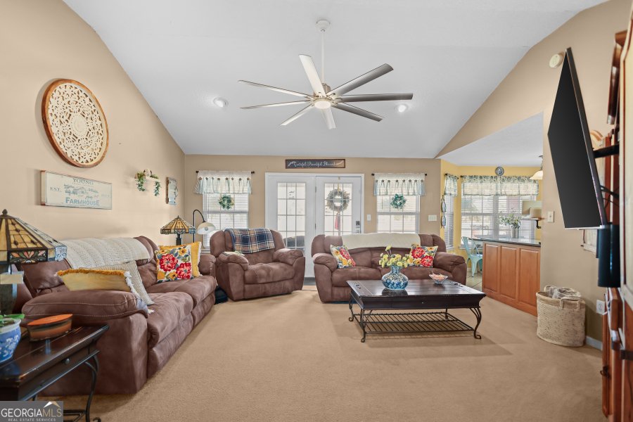 142 Lloyd Drive Jesup - Photo 8