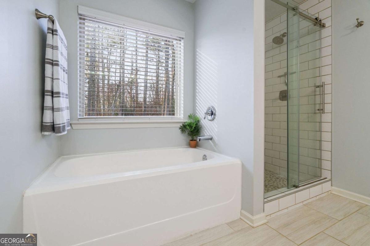 2399 Whispering Drive Kennesaw - Photo 18