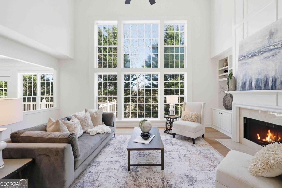 5385 Harbury Lane Suwanee - Photo 9