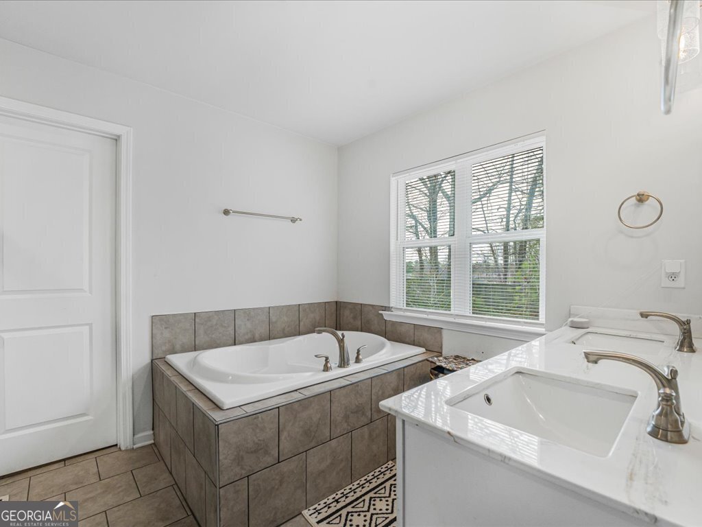 4594 Grenadine Circle Acworth - Photo 32