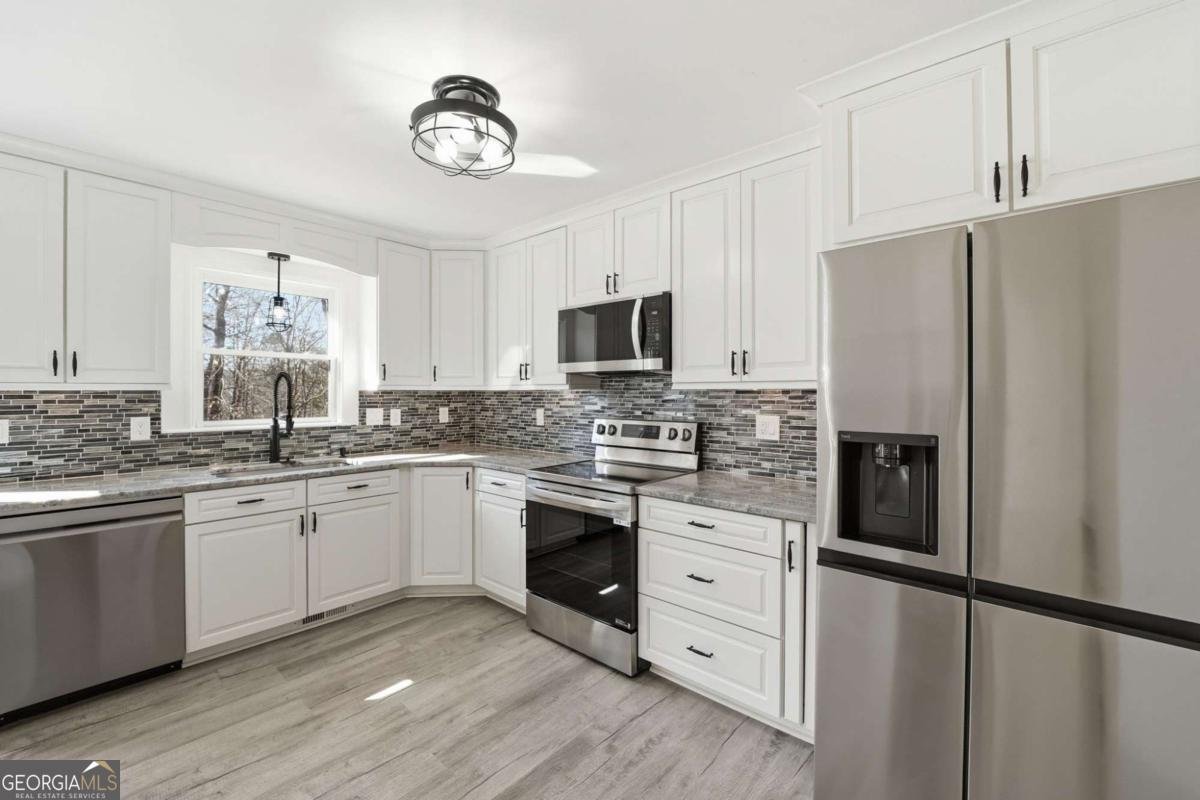 432 Barrel Way Ball Ground - Photo 15