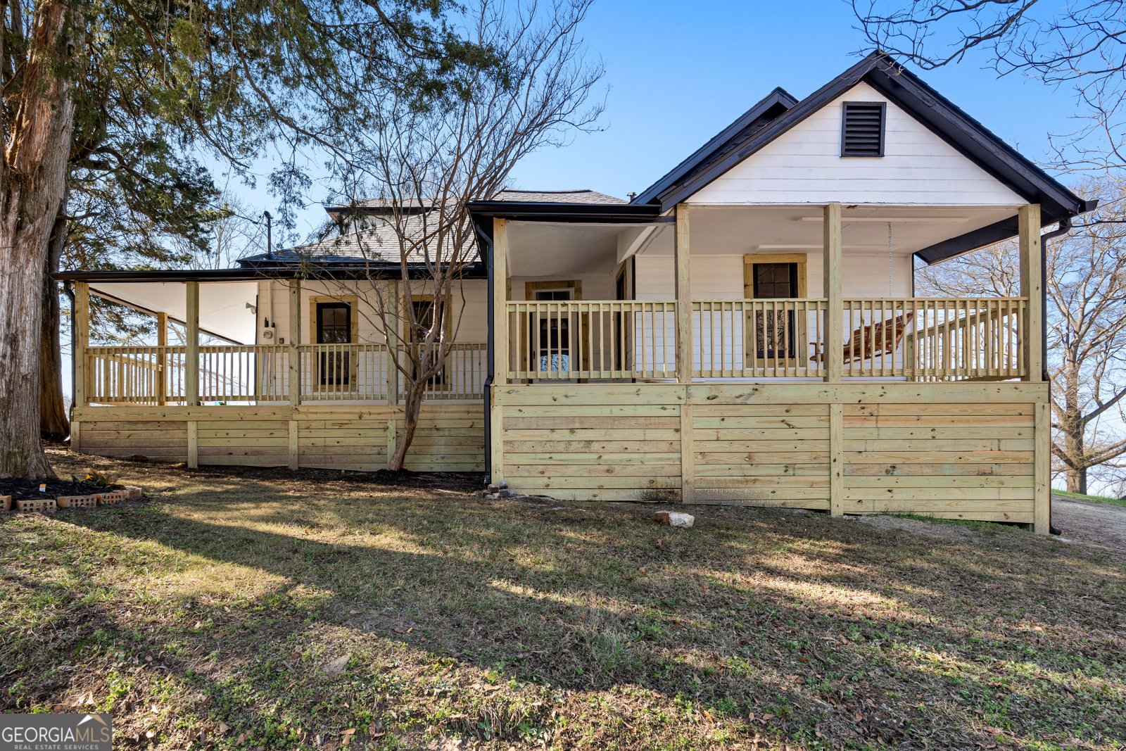 8211 Colquitt Street Douglasville - Photo 1