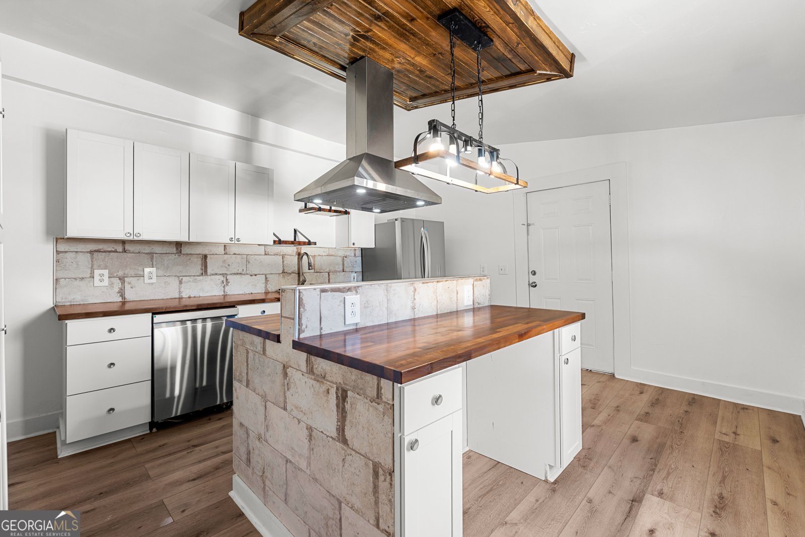 8211 Colquitt Street Douglasville - Photo 11