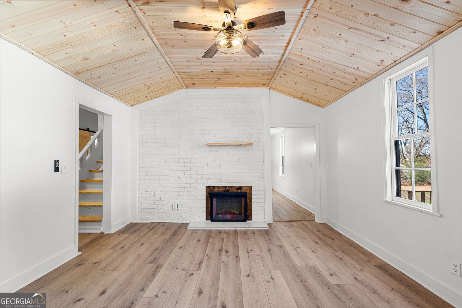 8211 Colquitt Street Douglasville - Photo 9