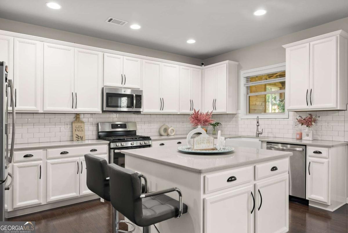 2228 Lakeview Bend Way Buford - Photo 13